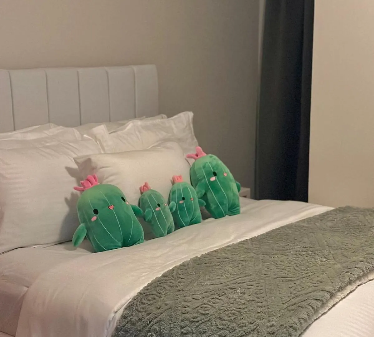 Apartment King Size 3-Bedroom In Uptown Parksuites Bgc Manila