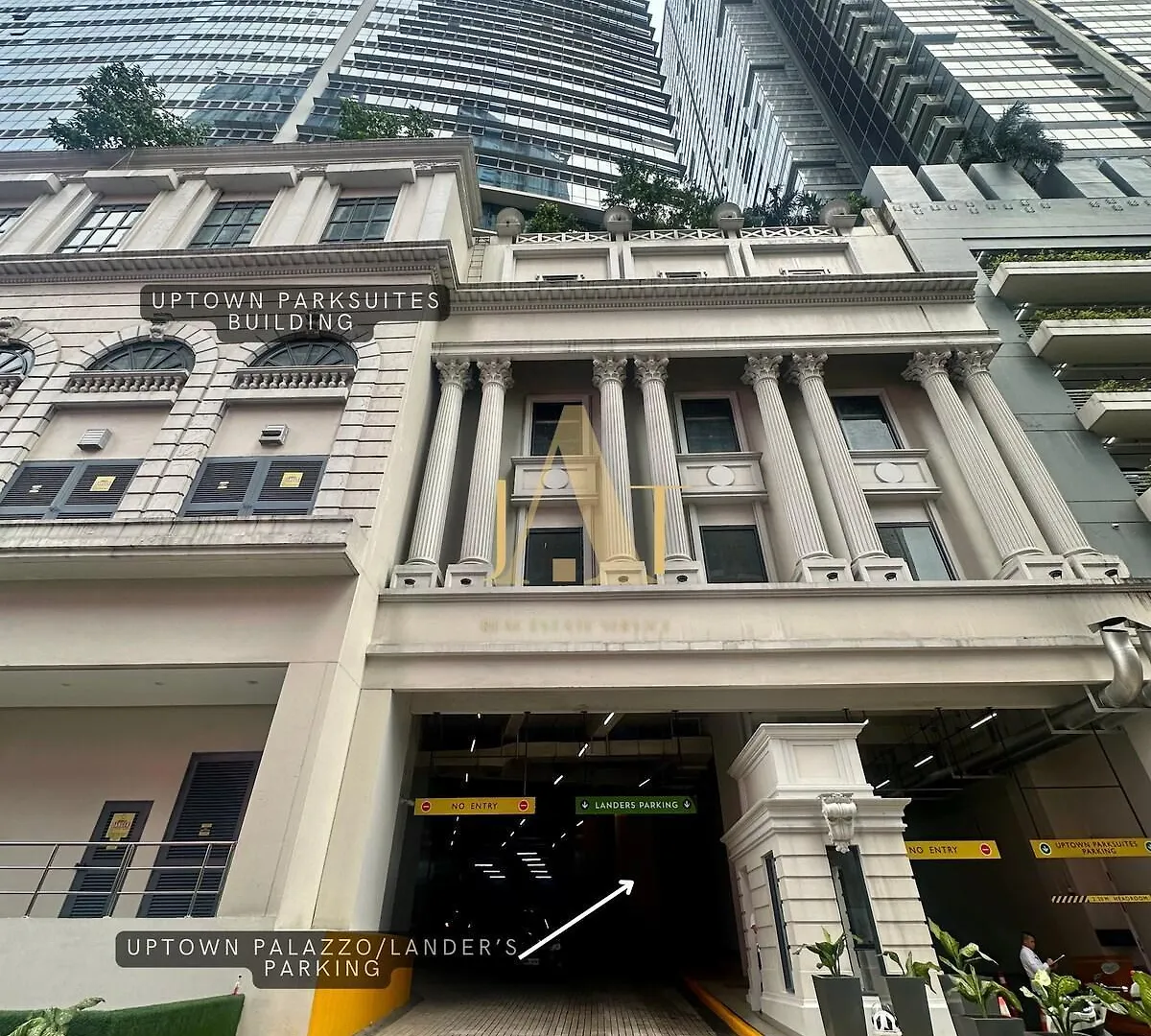 King Size 3-Bedroom In Uptown Parksuites Bgc Manila