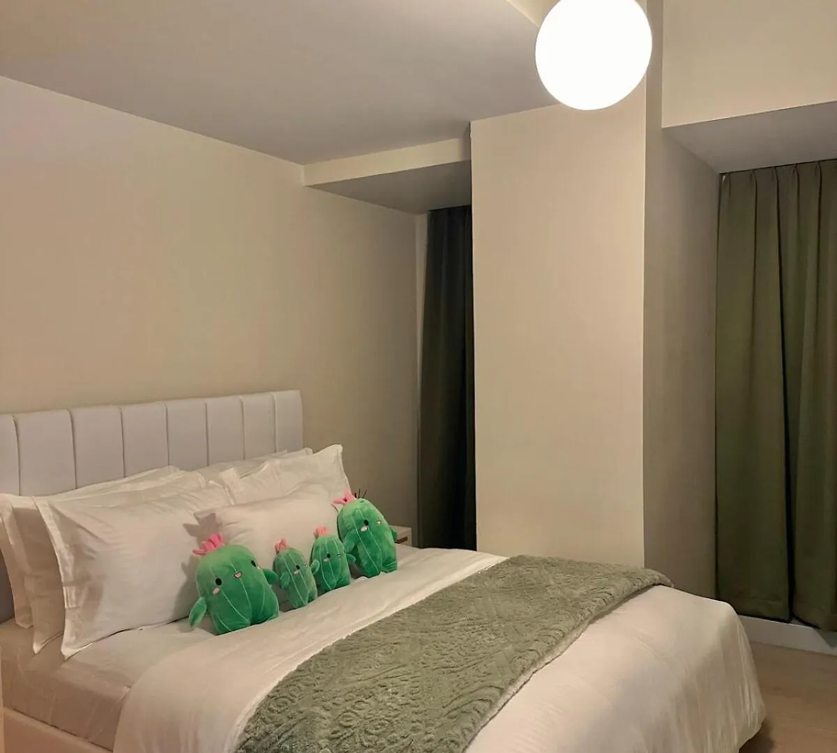 King Size 3-Bedroom In Uptown Parksuites Bgc Manila 0*,